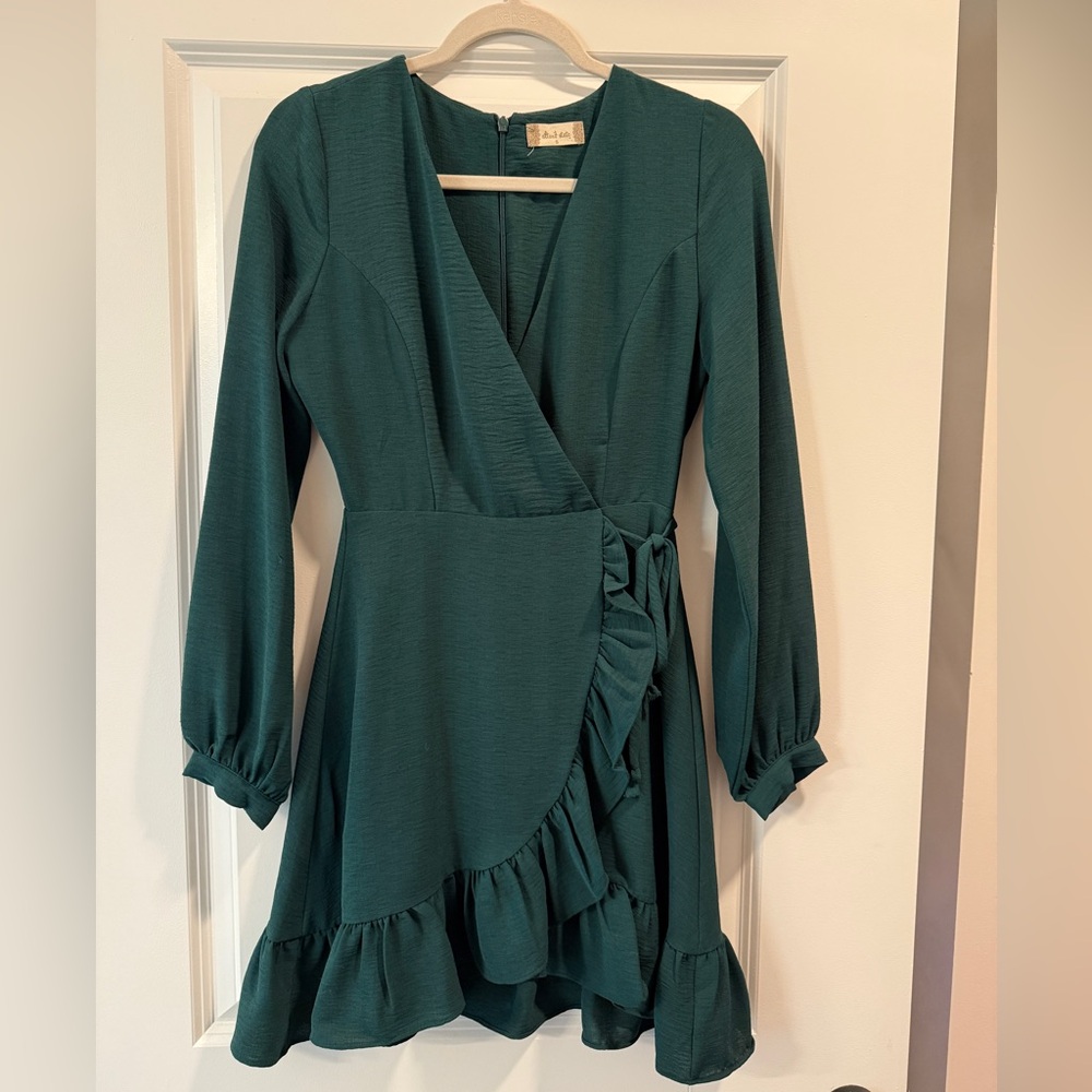 Altard State Elegant Green Long Sleeve Dress
